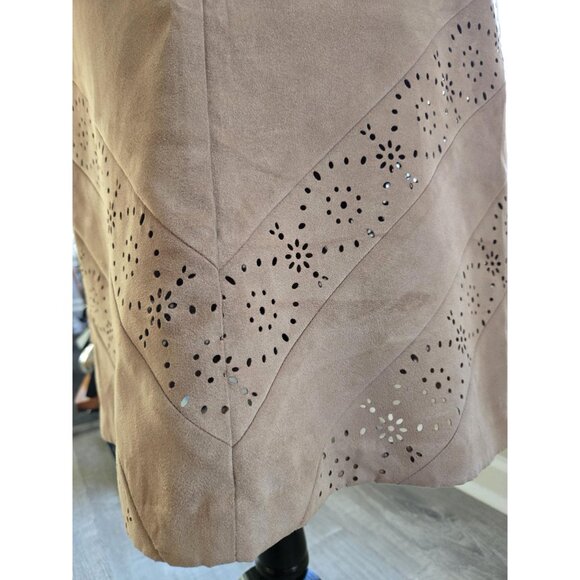 Faux Suede Skirt Tan w Laser Cutout Designs The Limited Size 4 Vintage 2000s - Picture 2 of 7